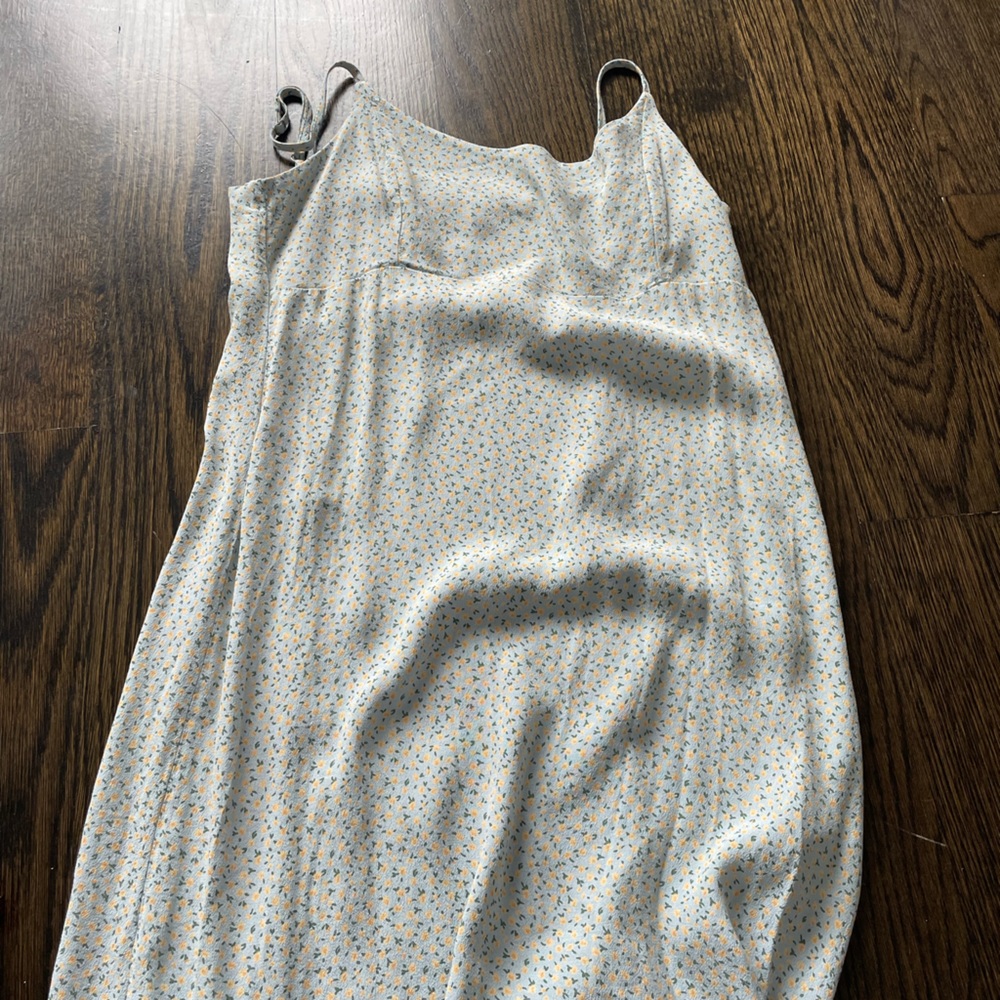 Brandy Melville never worn dress floral blue